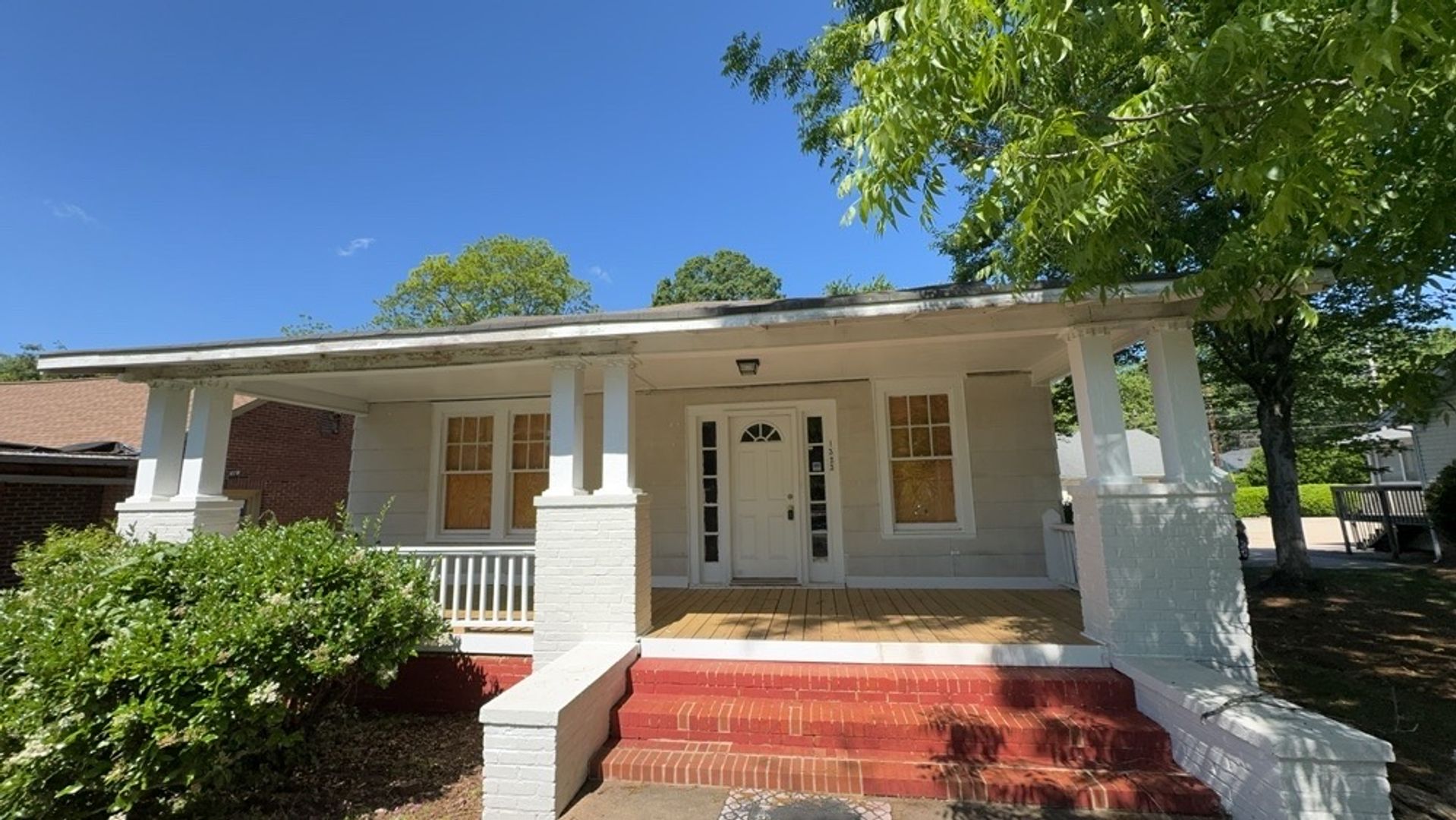 1323 The Plaza, Charlotte, NC 28205
