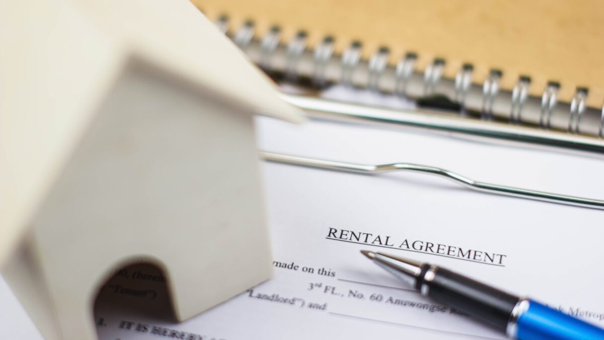 What Renters Should Look for Before Signing a Lease in Charlotte, NC